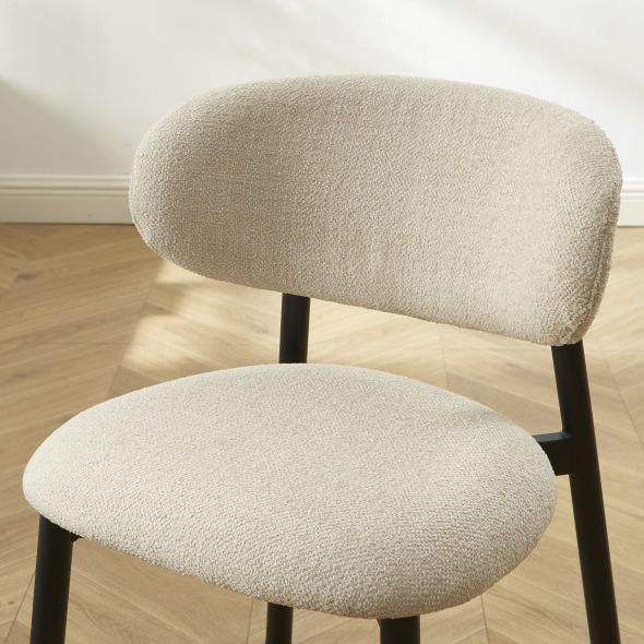 Lot de 6 chaises CIARA bouclette beige et pieds métal noir