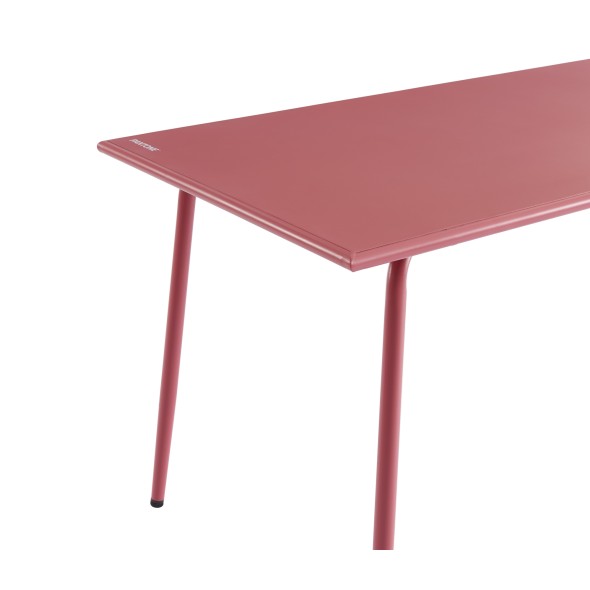 Table de jardin PANTONE en acier rouge indien 140x80 cm