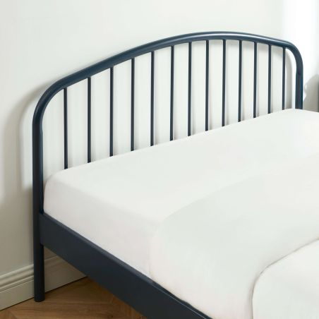 Lit PANTONE 140x190 métal bleu nuit sommier inclus