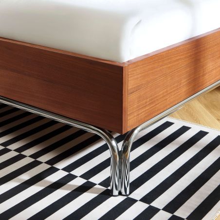 Lit MAGGY 180x200 placage noyer et pieds métal chromé sommier inclus